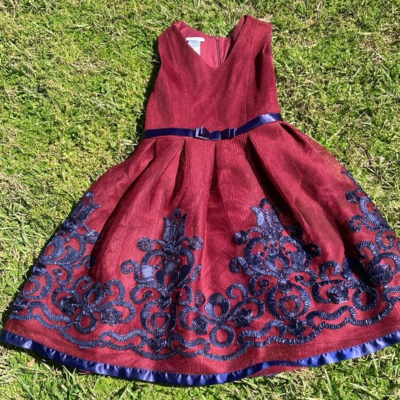 euc Bonnie Jean crimson jacket and skirt set girls 12 free